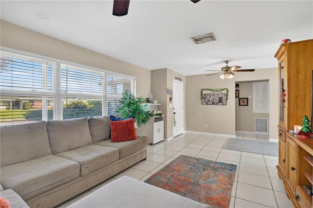 1718 SE 29th LN, CAPE CORAL FL 33904-6