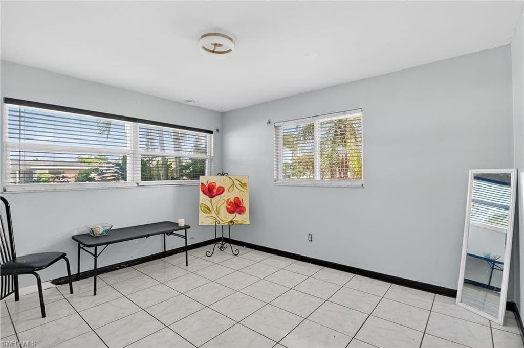 1718 SE 29th LN, CAPE CORAL FL 33904-19