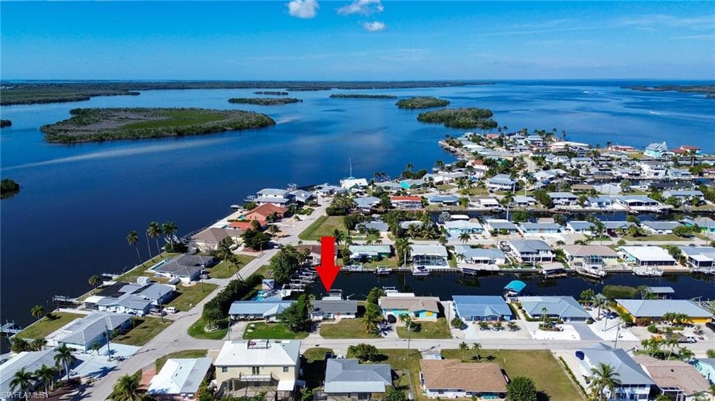 2822 Bruce ST, MATLACHA FL 33993-7