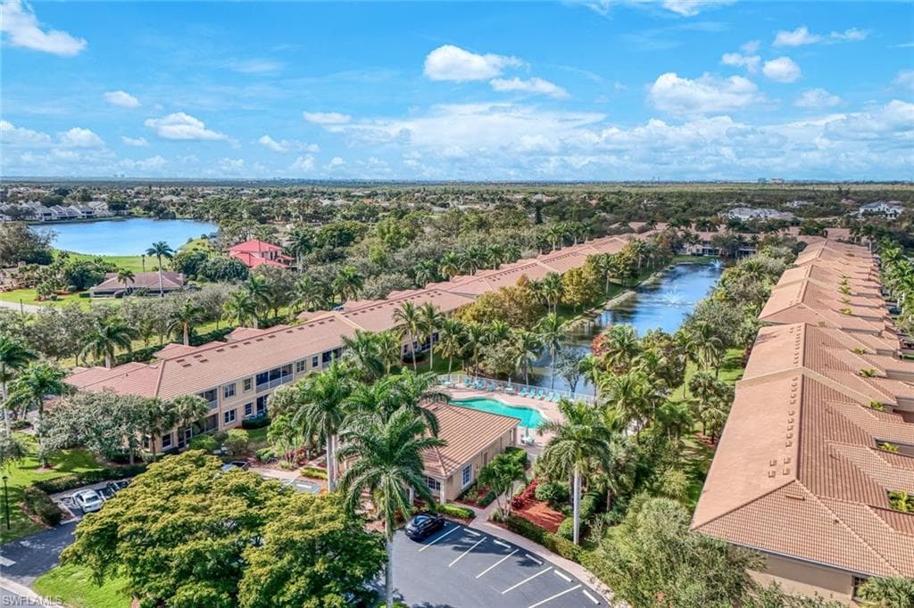 6100 Jonathans Bay CIR # 302, FORT MYERS FL 33908-22