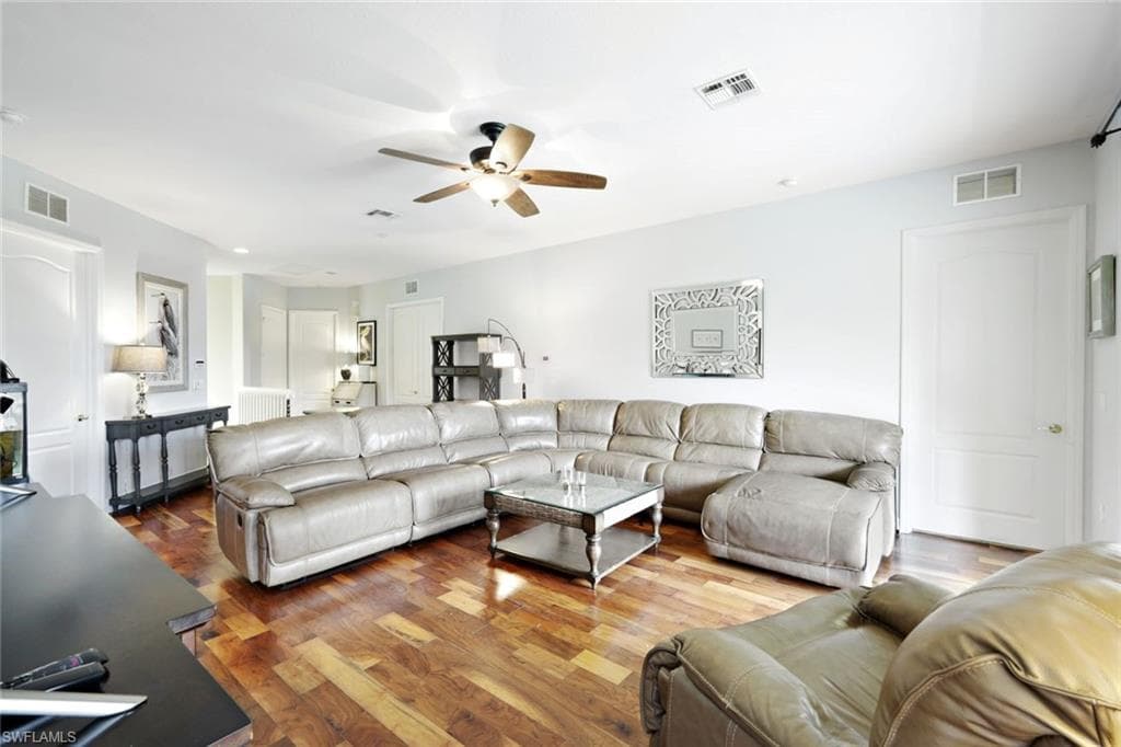 6100 Jonathans Bay CIR # 302, FORT MYERS FL 33908-5