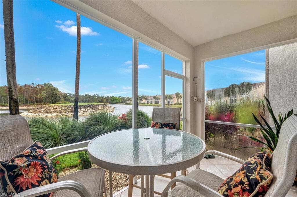 8555 Naples Heritage DR # 216, NAPLES FL 34112-26