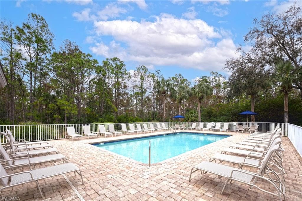 8555 Naples Heritage DR # 216, NAPLES FL 34112-31