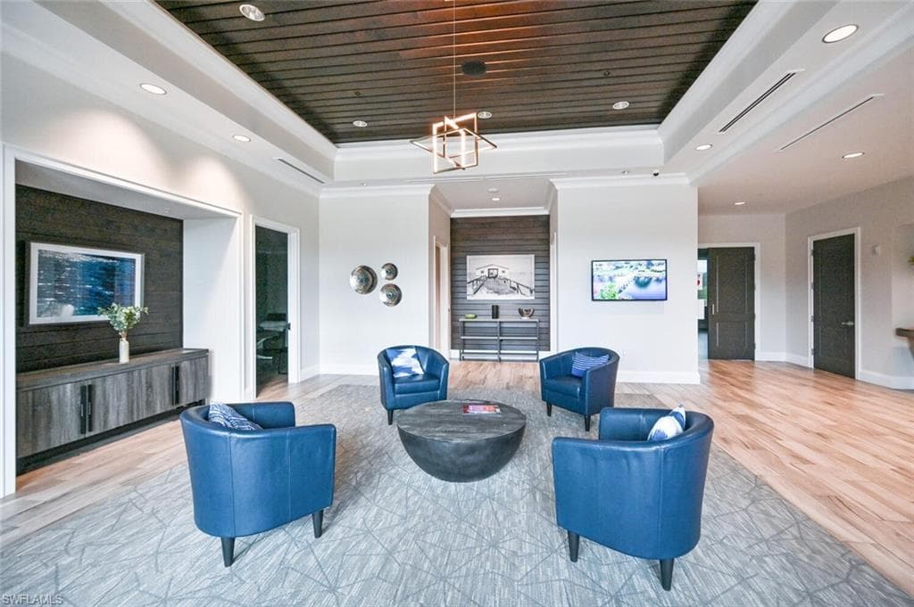 8555 Naples Heritage DR # 216, NAPLES FL 34112-43