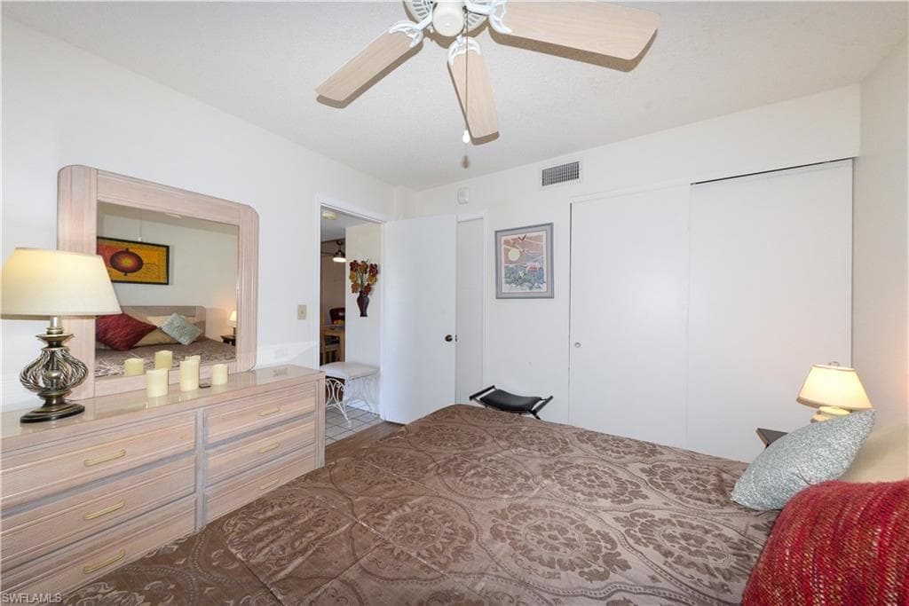 21490 Bay Village DR # 264, FORT MYERS BEACH FL 33931-22