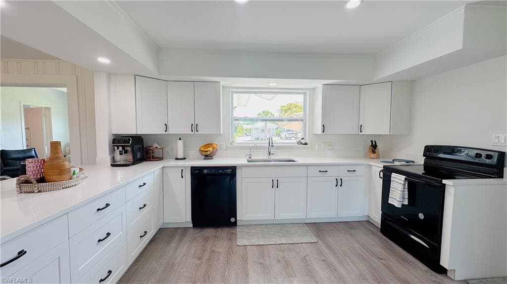 1308 Rosemary LN, NAPLES FL 34103-1