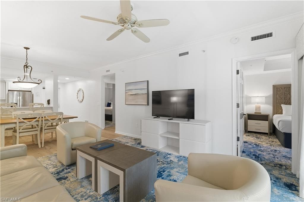 221 9th ST S # 217, NAPLES FL 34102-1