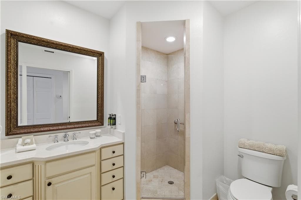 221 9th ST S # 403, NAPLES FL 34102-11