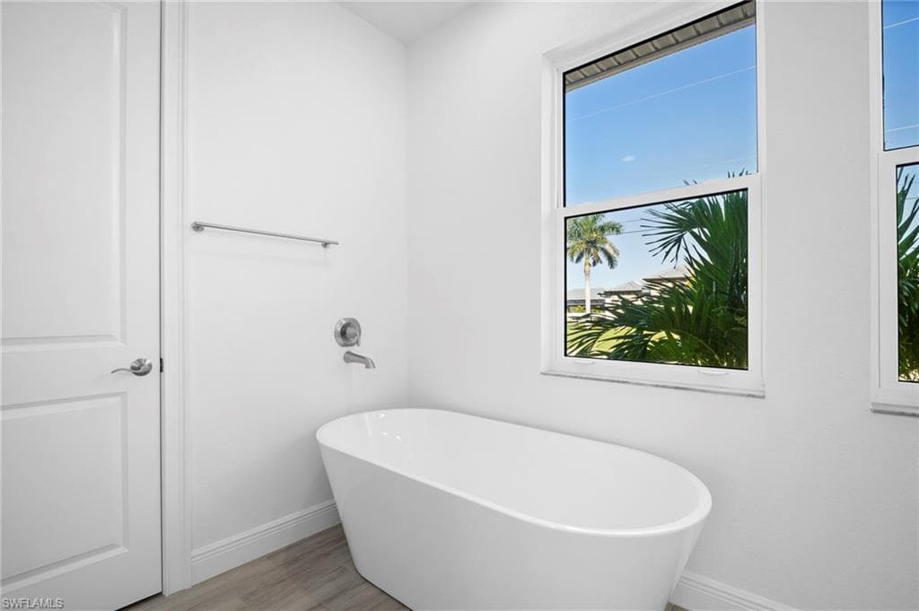 15698 Meacham CIR, PORT CHARLOTTE FL 33981-17