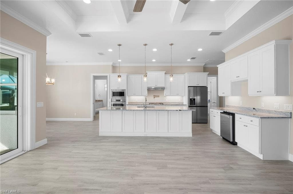 15698 Meacham CIR, PORT CHARLOTTE FL 33981-7