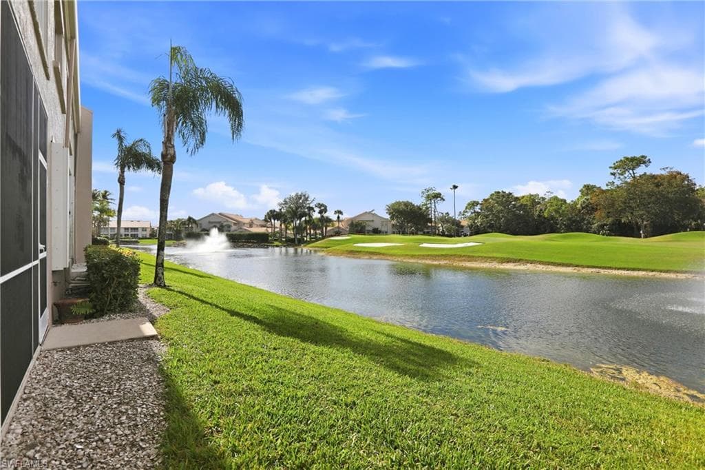 5685 Heron LN # 304, NAPLES FL 34110-4