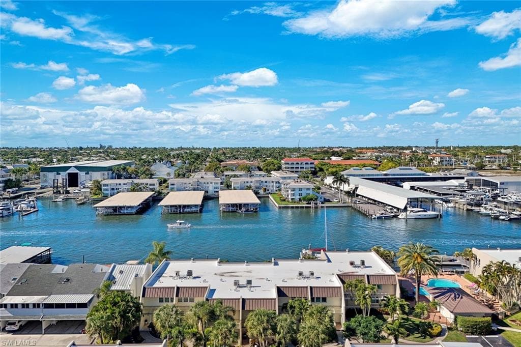 800 River Point DR # 212, NAPLES FL 34102-31