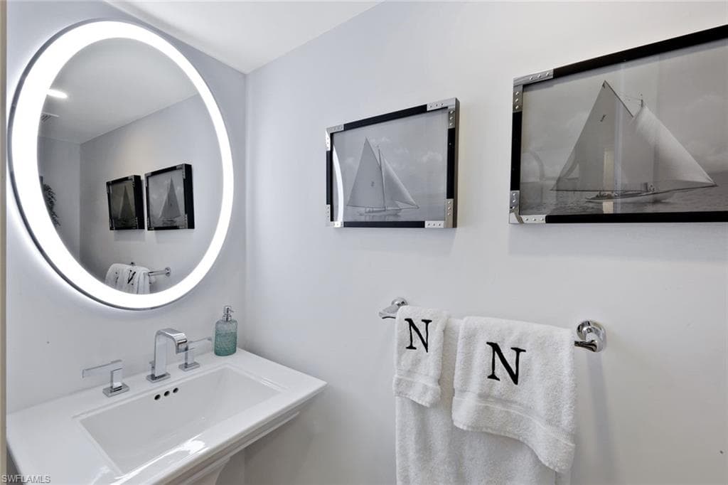 800 River Point DR # 212, NAPLES FL 34102-19