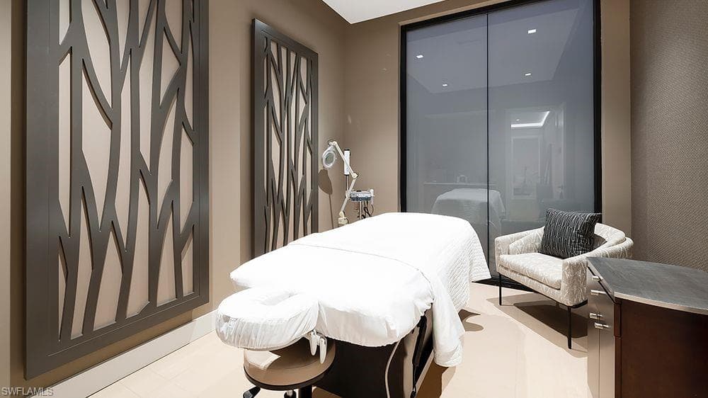 15693 Gavello ST, NAPLES FL 34114-31