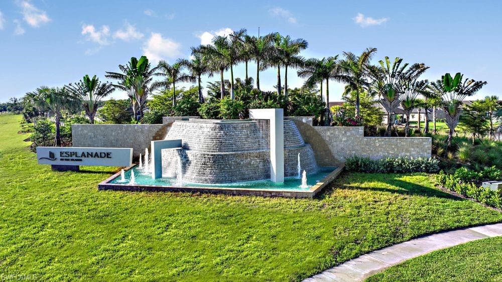 15693 Gavello ST, NAPLES FL 34114-38