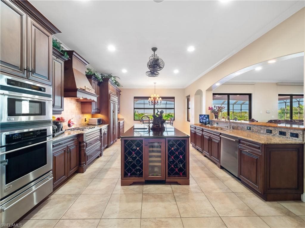 848 W Cape Estates CIR, CAPE CORAL FL 33993-6