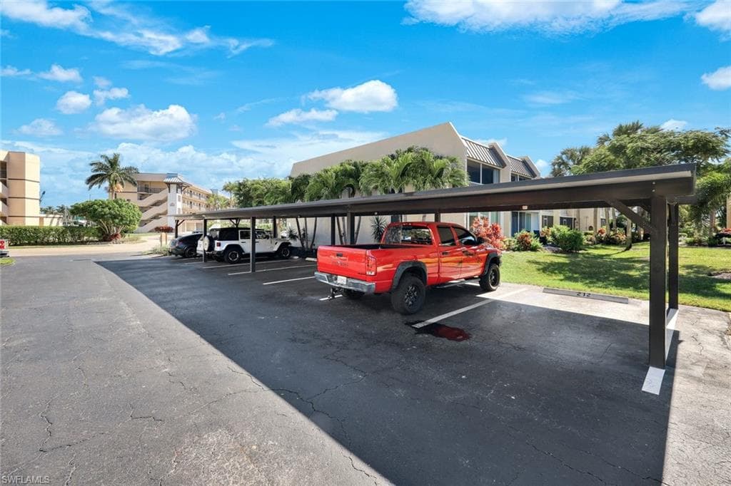 800 River Point DR # 212, NAPLES FL 34102-41