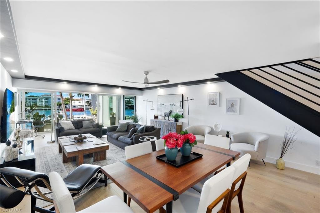 800 River Point DR # 212, NAPLES FL 34102-12