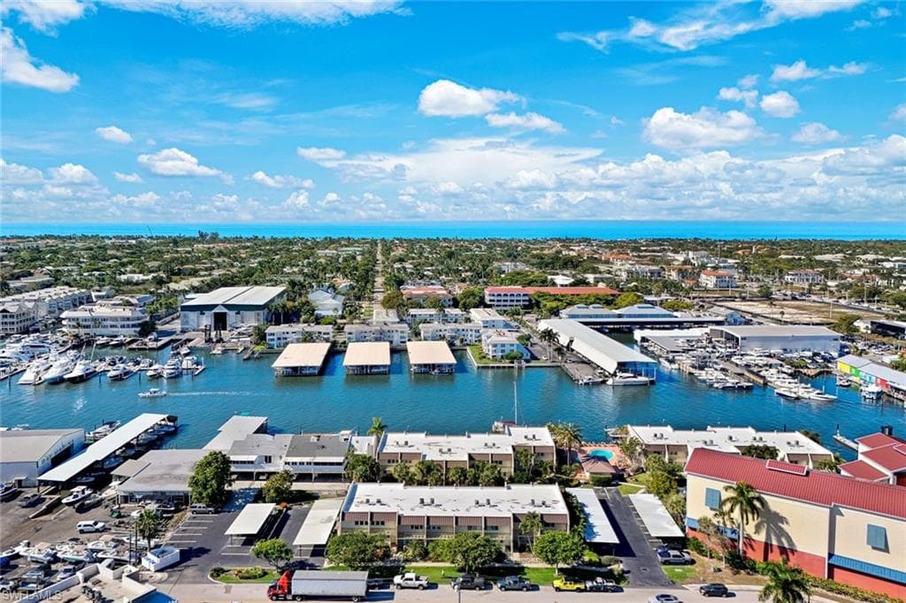 800 River Point DR # 212, NAPLES FL 34102-40