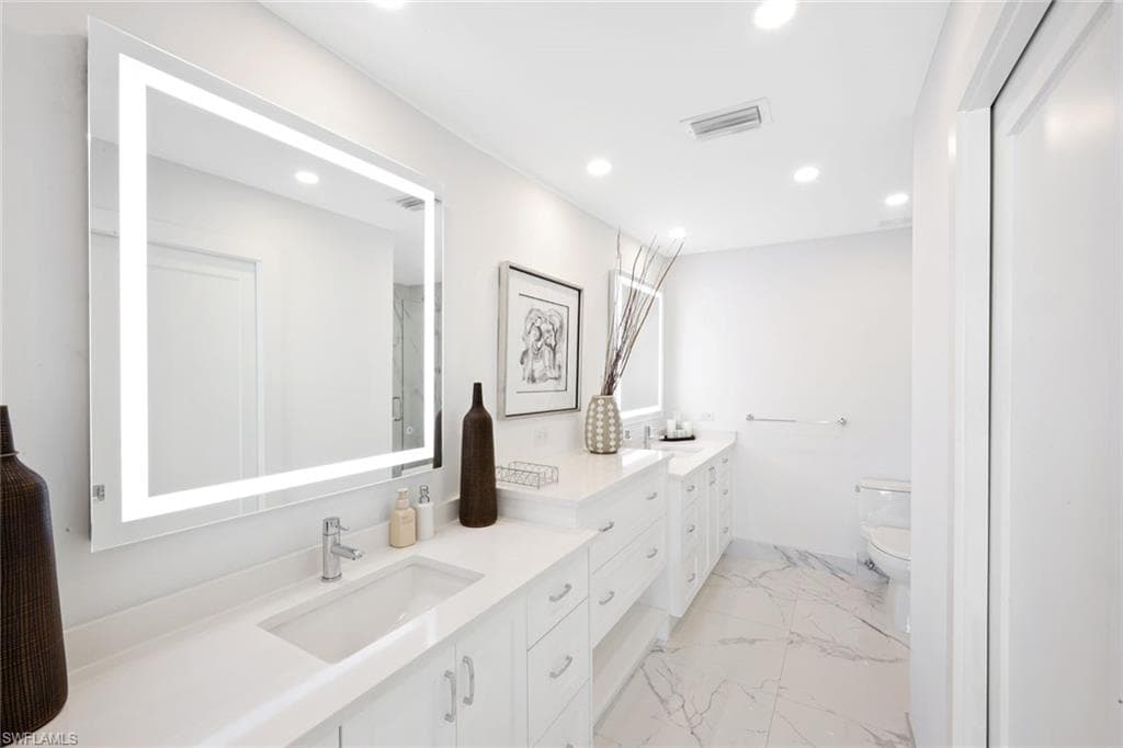 800 River Point DR # 212, NAPLES FL 34102-17