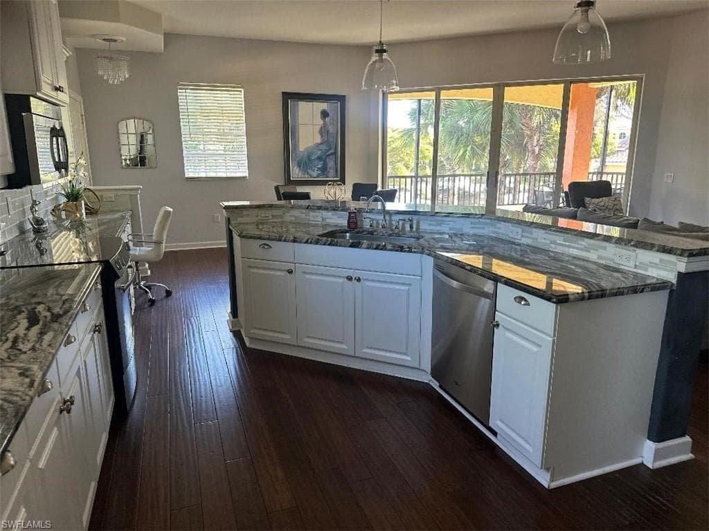 8500 Via Lungomare CIR # 202, ESTERO FL 33928-11