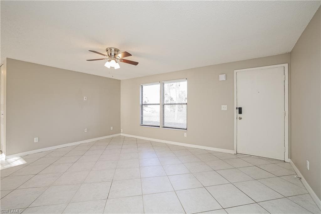 9292 Mooring CIR, FORT MYERS FL 33967-2