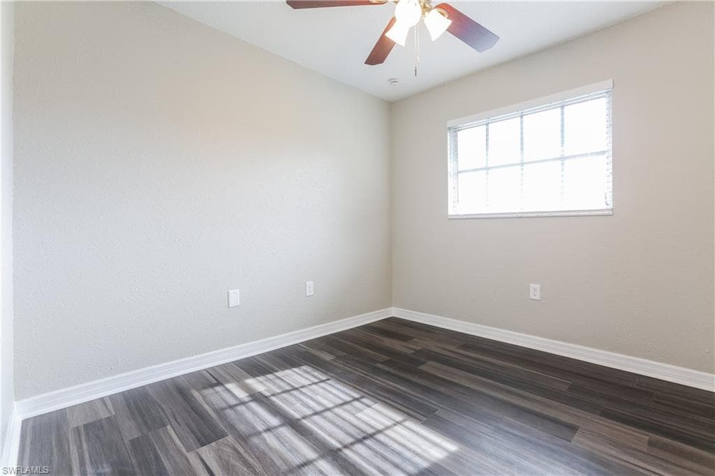 282 Lorraine AVE, VENICE FL 34293-9