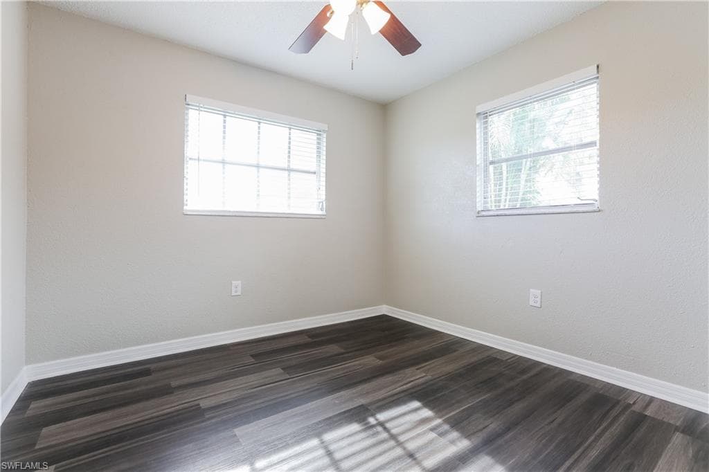 282 Lorraine AVE, VENICE FL 34293-10