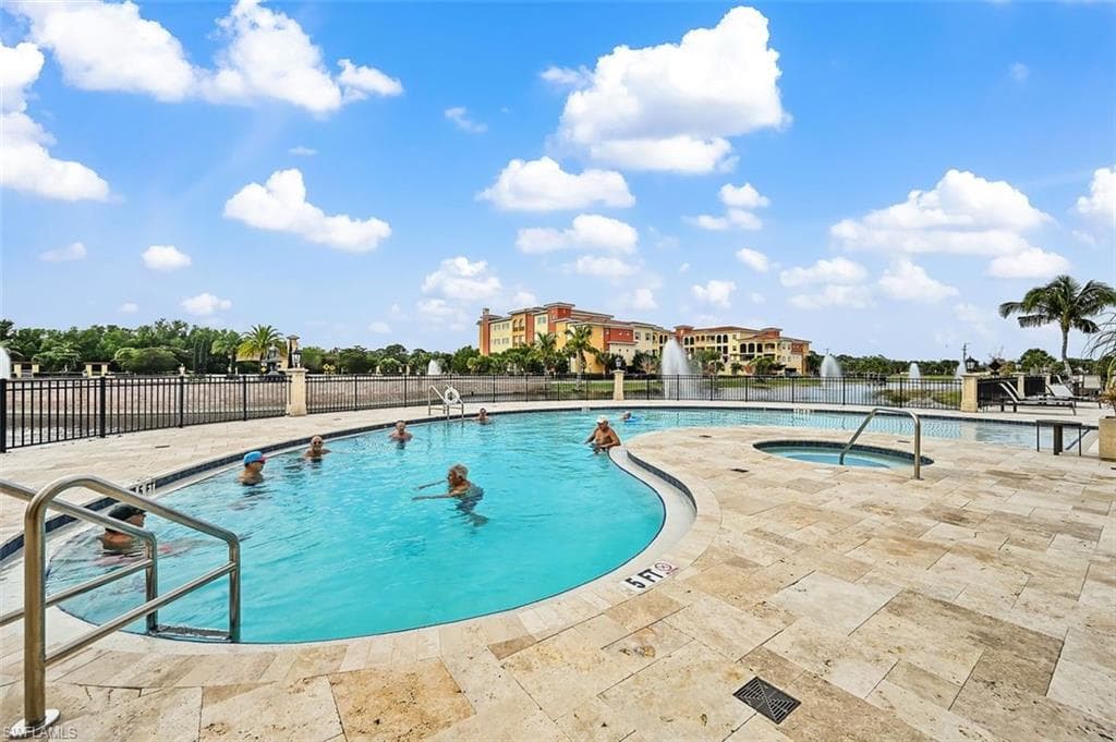 21450 Strada Nuova CIR # 303, ESTERO FL 33928-22