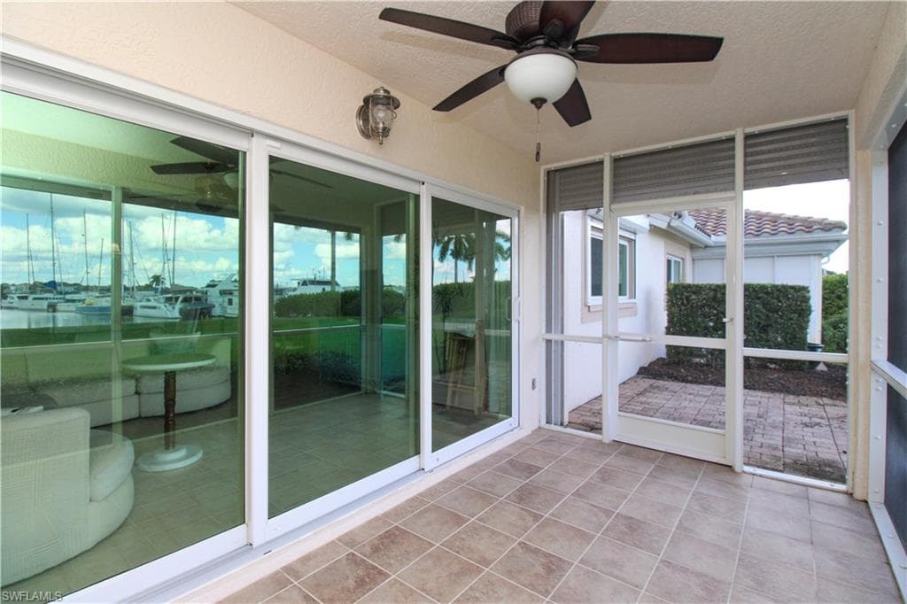 333 Sunrise Cay # 2, NAPLES FL 34114-35