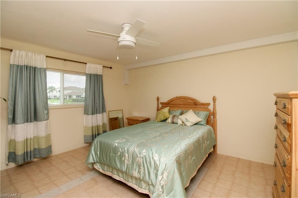 333 Sunrise Cay # 2, NAPLES FL 34114-29