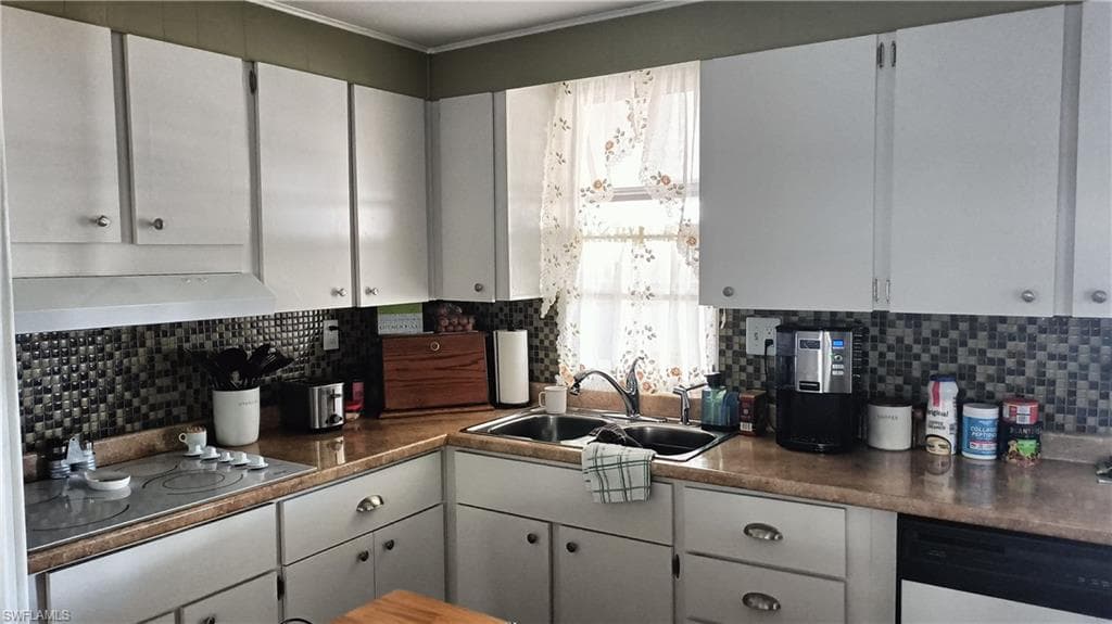 524 Timber LN S, NORTH FORT MYERS FL 33917-11