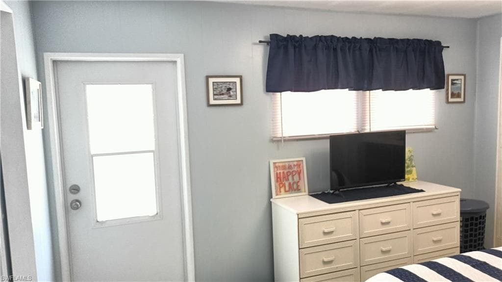 524 Timber LN S, NORTH FORT MYERS FL 33917-18