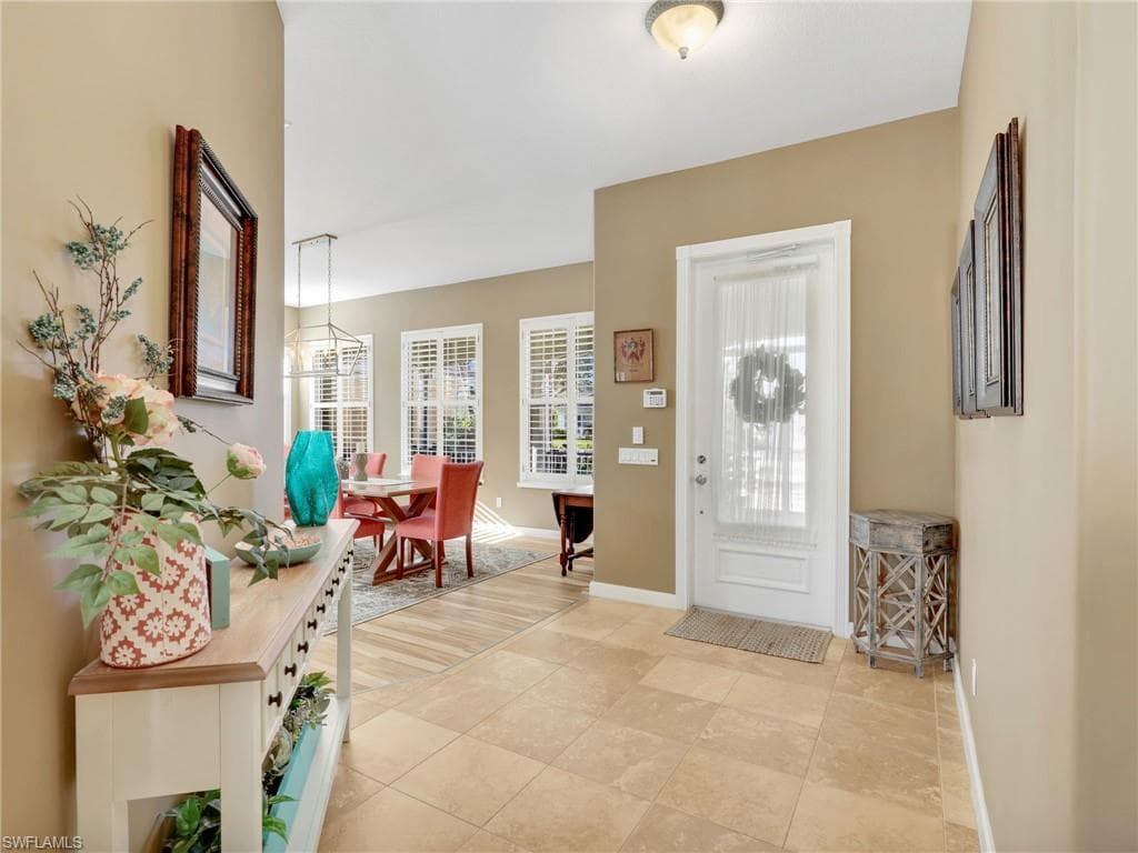 28333 Moray DR, BONITA SPRINGS FL 34135-5