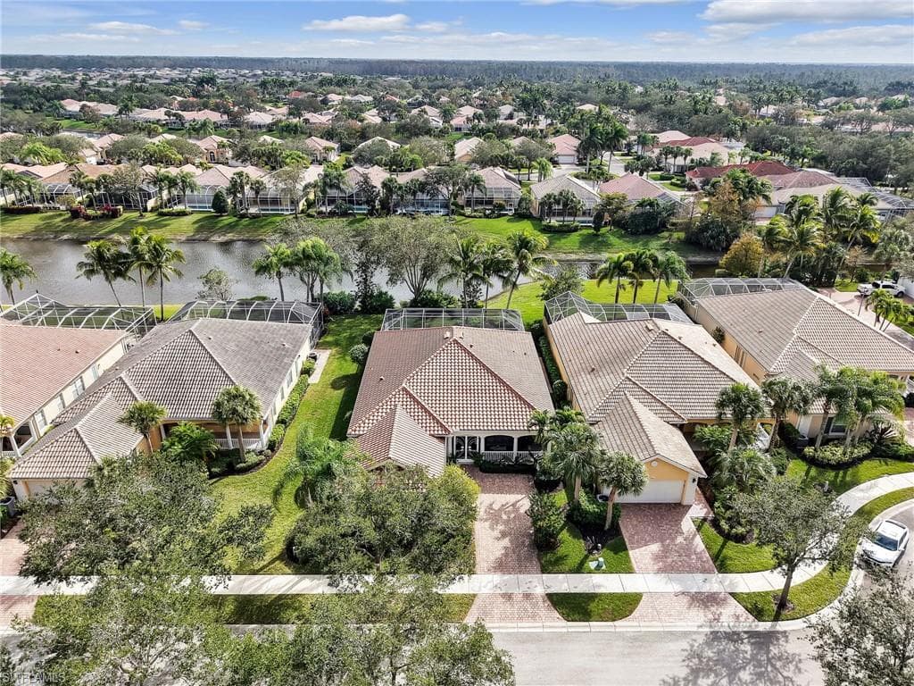 28333 Moray DR, BONITA SPRINGS FL 34135-2