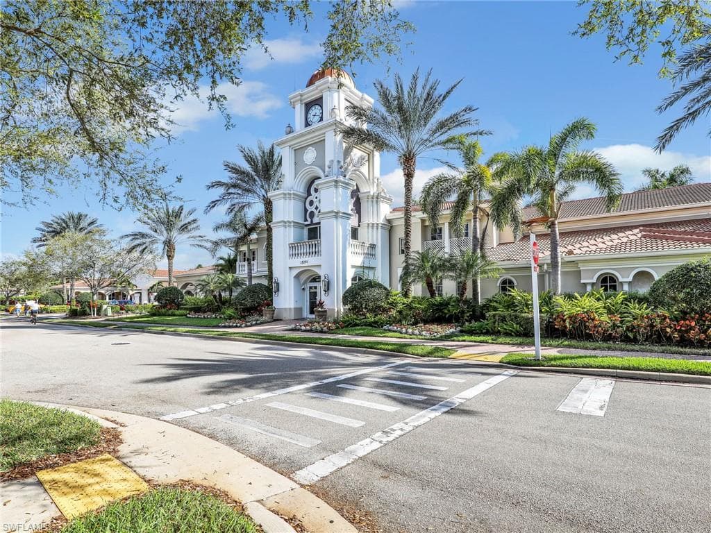 28333 Moray DR, BONITA SPRINGS FL 34135-40