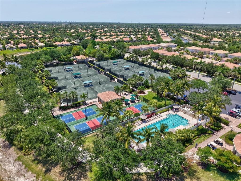 28333 Moray DR, BONITA SPRINGS FL 34135-44