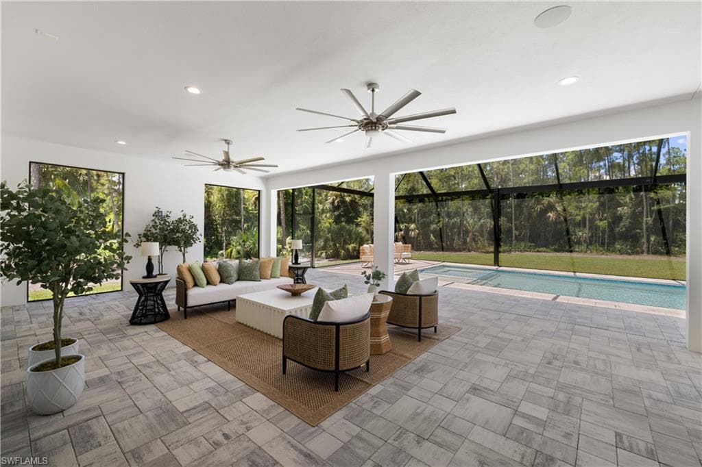 4221 7th AVE NW, NAPLES FL 34119-9