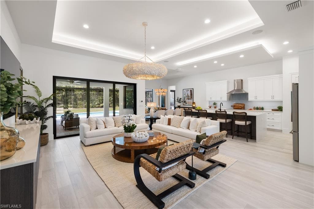 4221 7th AVE NW, NAPLES FL 34119-3