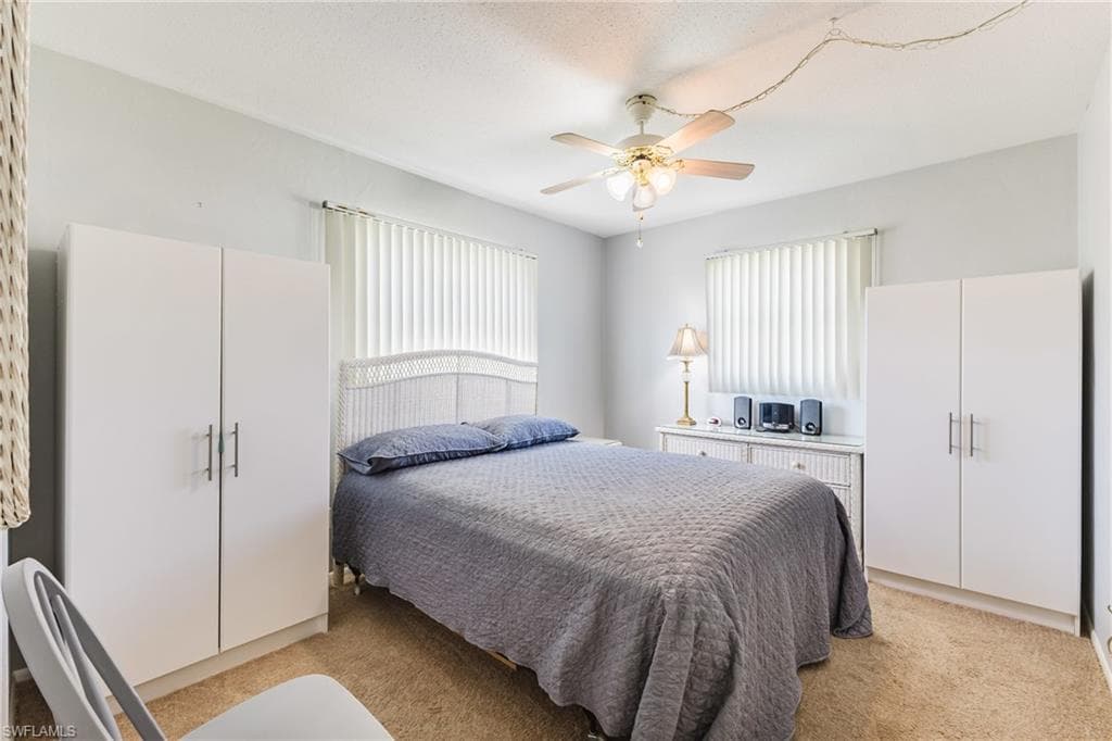 36 Temple CT, LEHIGH ACRES FL 33936-20