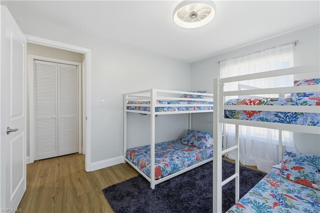 4690 Parrot AVE, NAPLES FL 34104-26