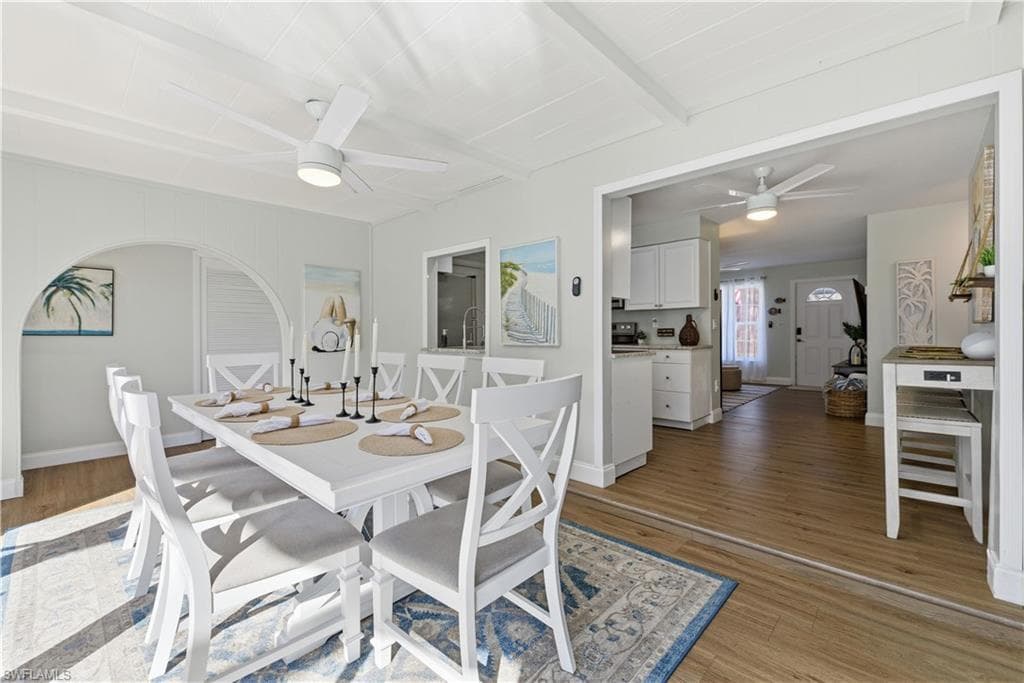 4690 Parrot AVE, NAPLES FL 34104-13