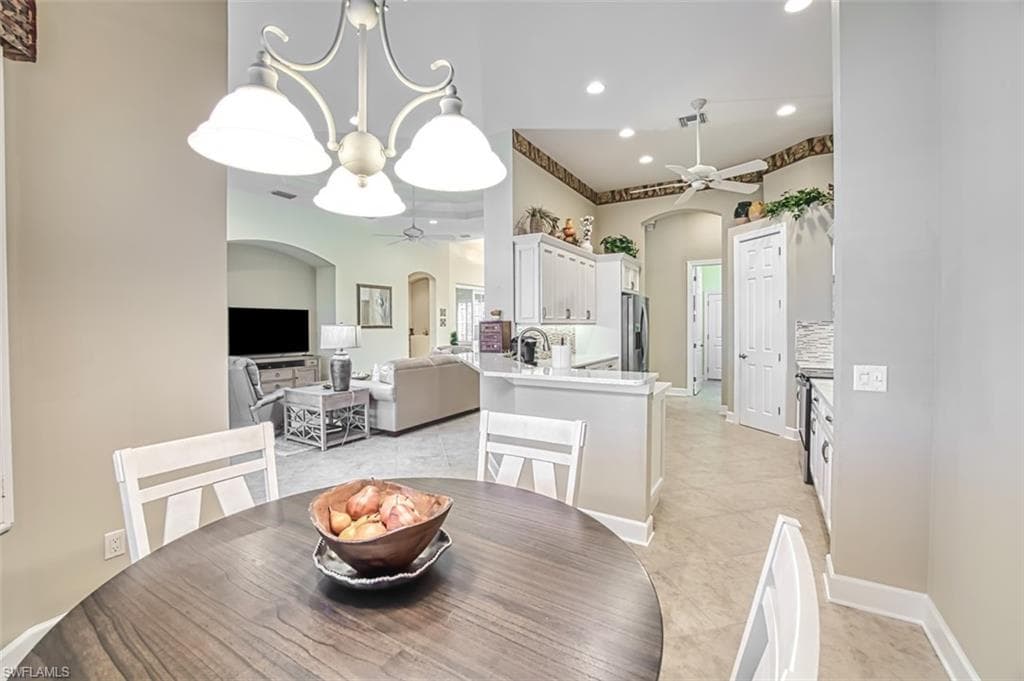 11063 Sea Tropic LN, FORT MYERS FL 33908-16