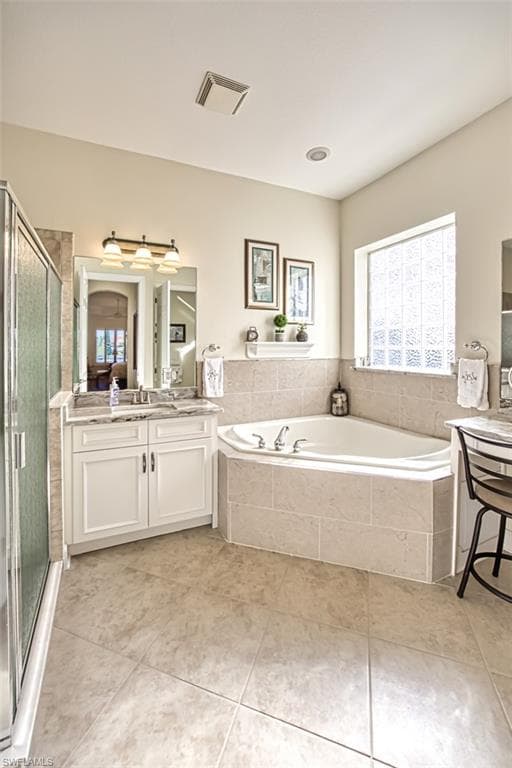 11063 Sea Tropic LN, FORT MYERS FL 33908-27