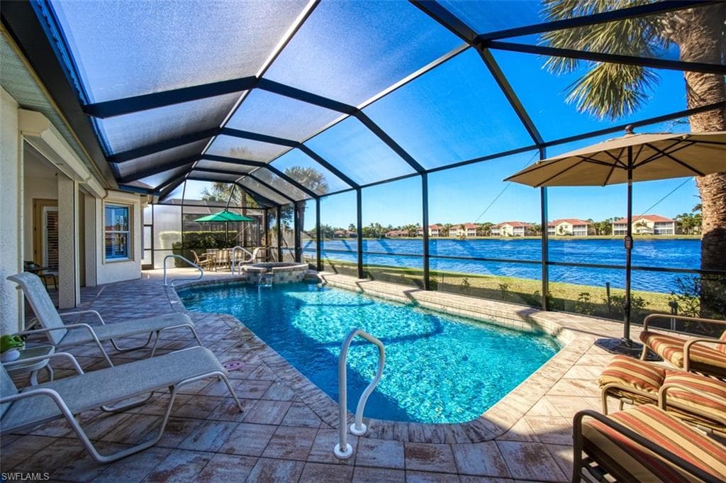 11063 Sea Tropic LN, FORT MYERS FL 33908-18