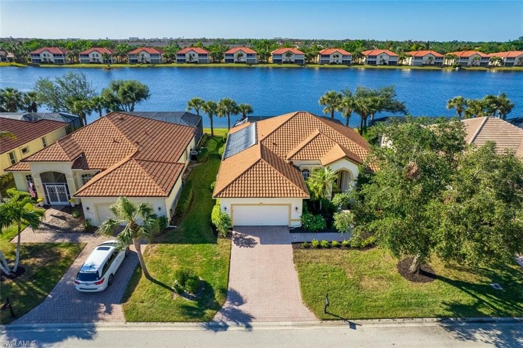 11063 Sea Tropic LN, FORT MYERS FL 33908-3