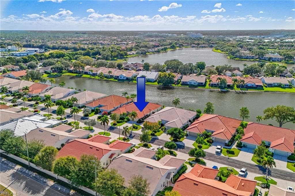 7018 Lone Oak BLVD, NAPLES FL 34109-4