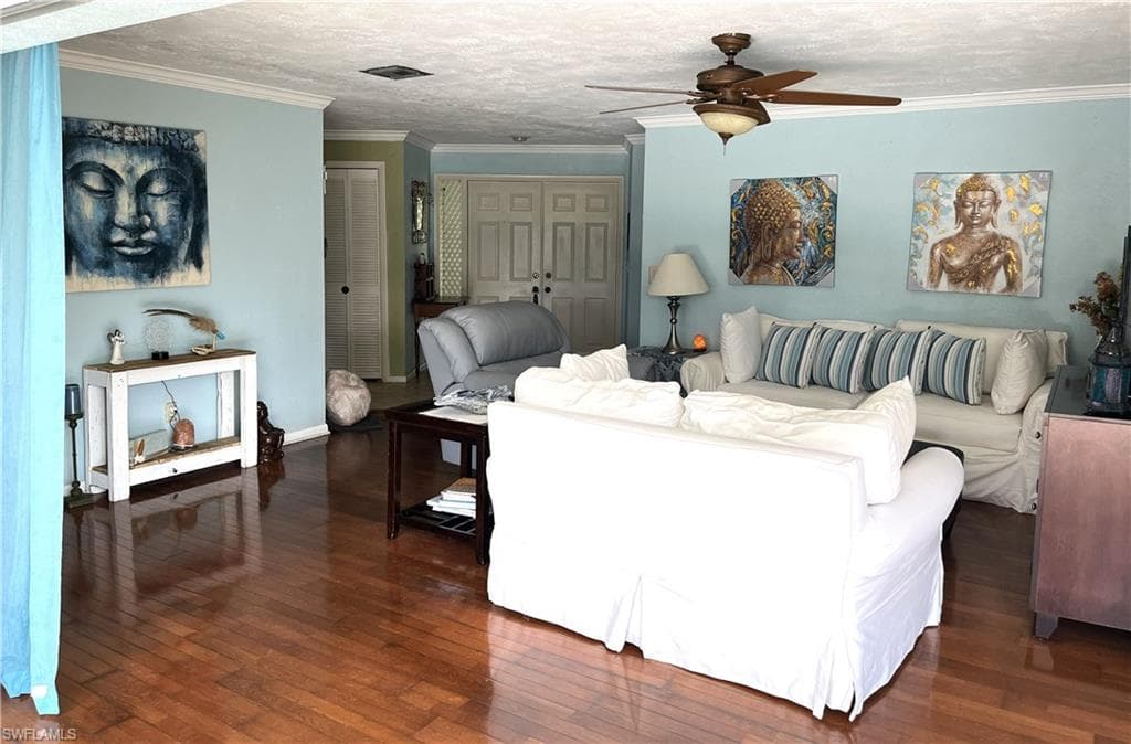 208 Baltusrol DR, NAPLES FL 34113-4