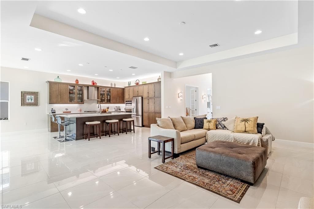 12047 Oleander AVE, NAPLES FL 34120-5