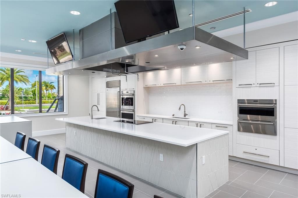 12047 Oleander AVE, NAPLES FL 34120-35